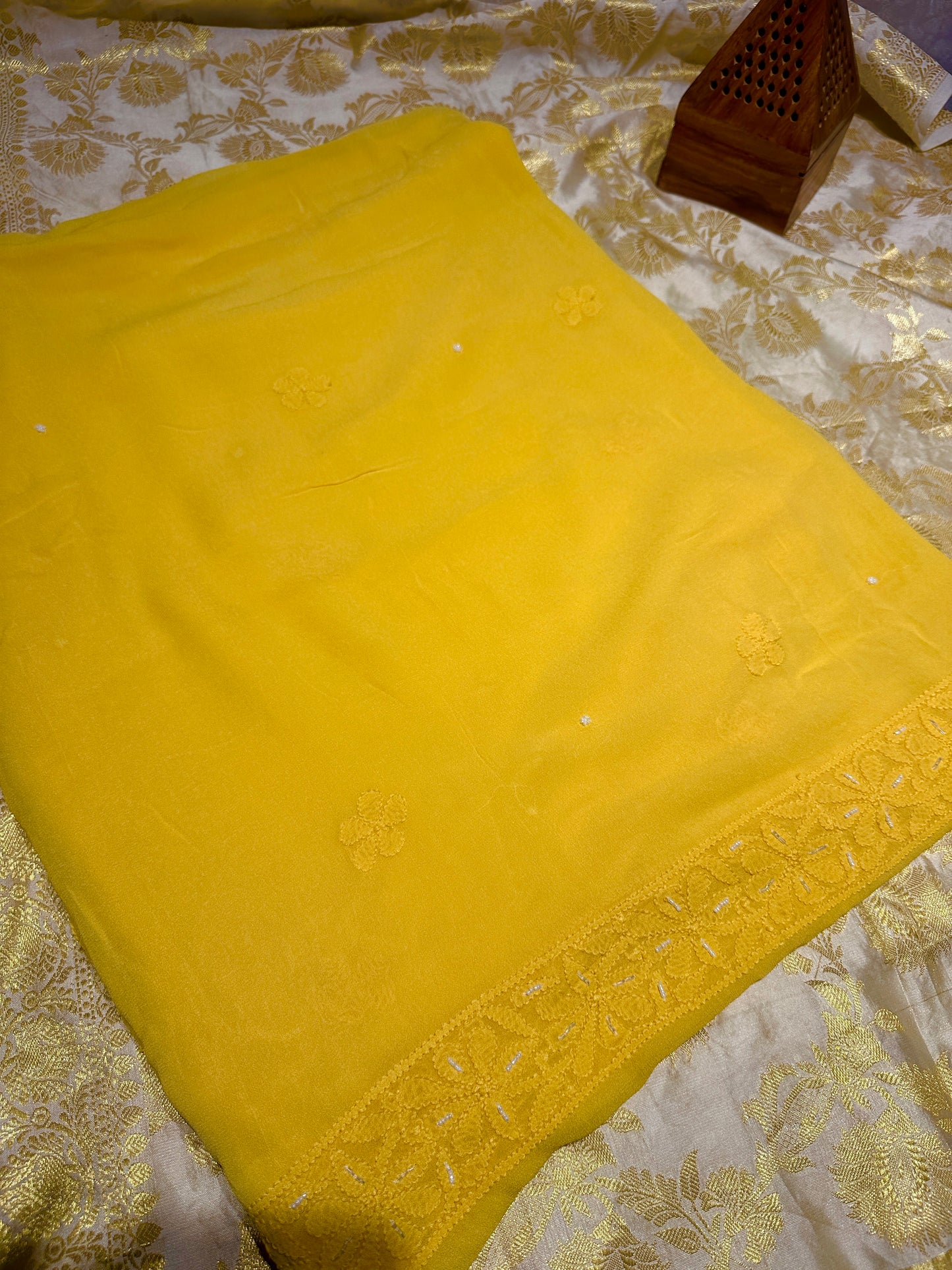 Viral Pearl & Cutdana Full Jaal Chikankari Unstitched Suit Set