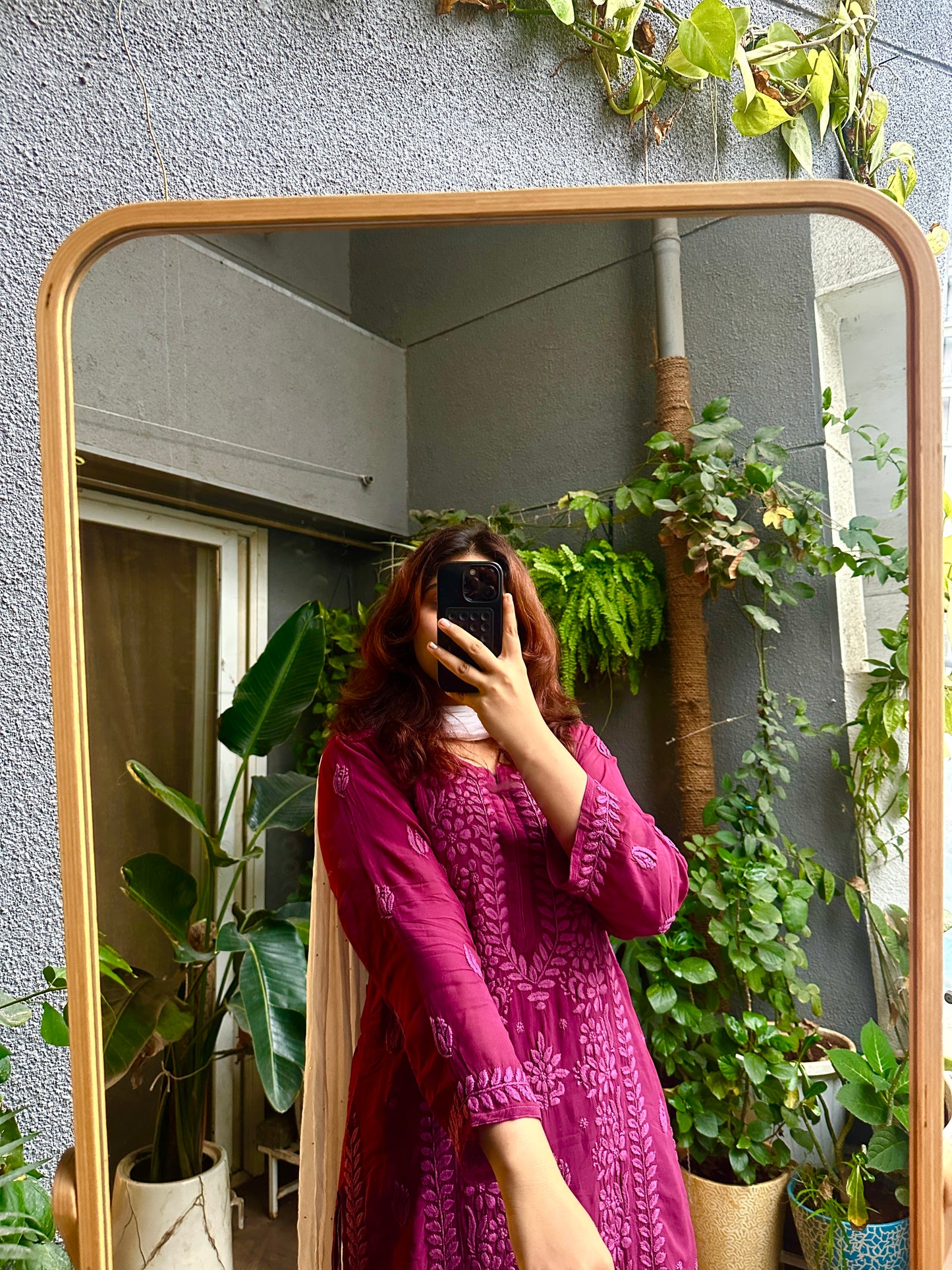 Ziva Viscose Chikankari Kurti