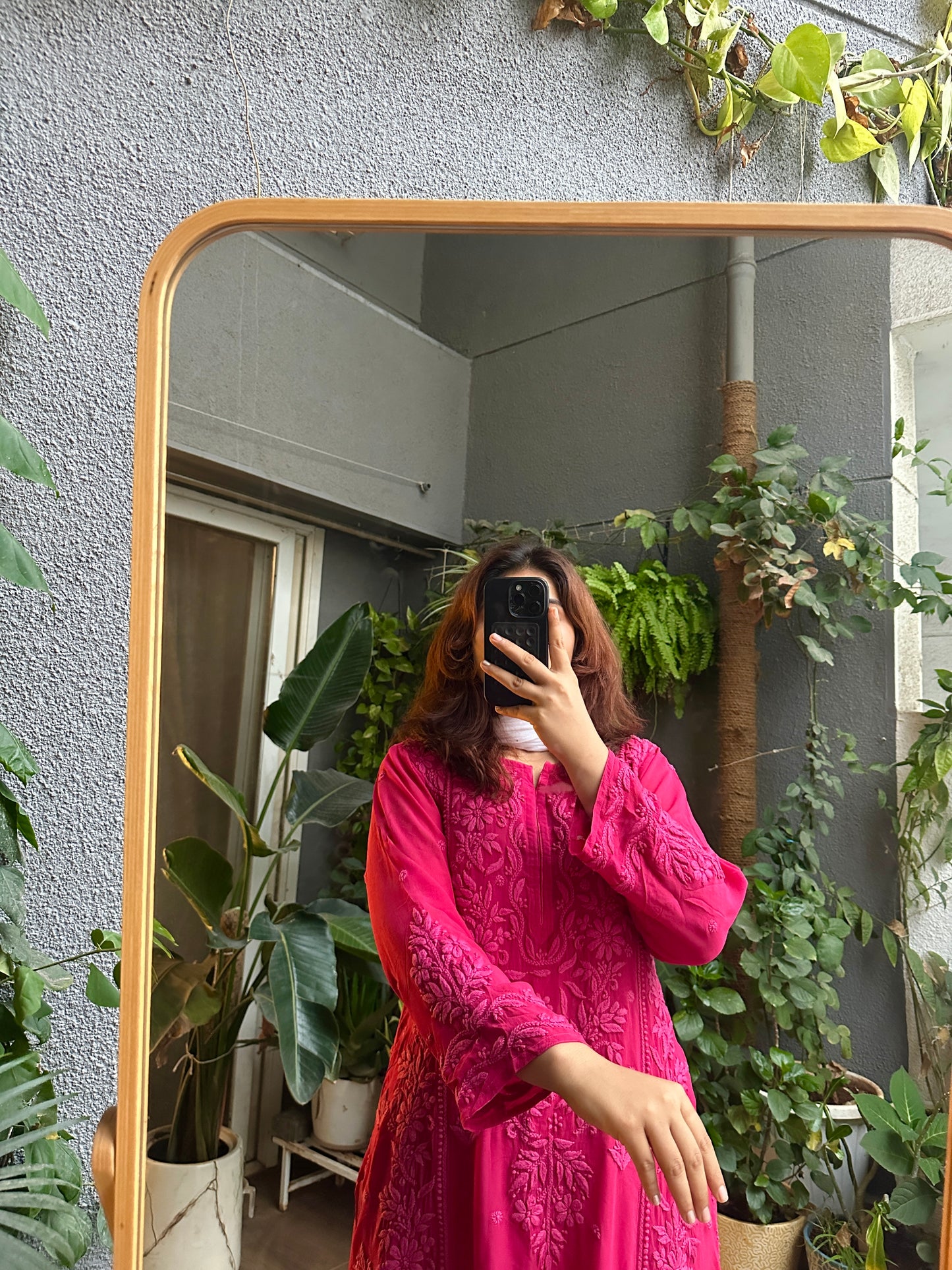 Ziva Viscose Chikankari Kurti