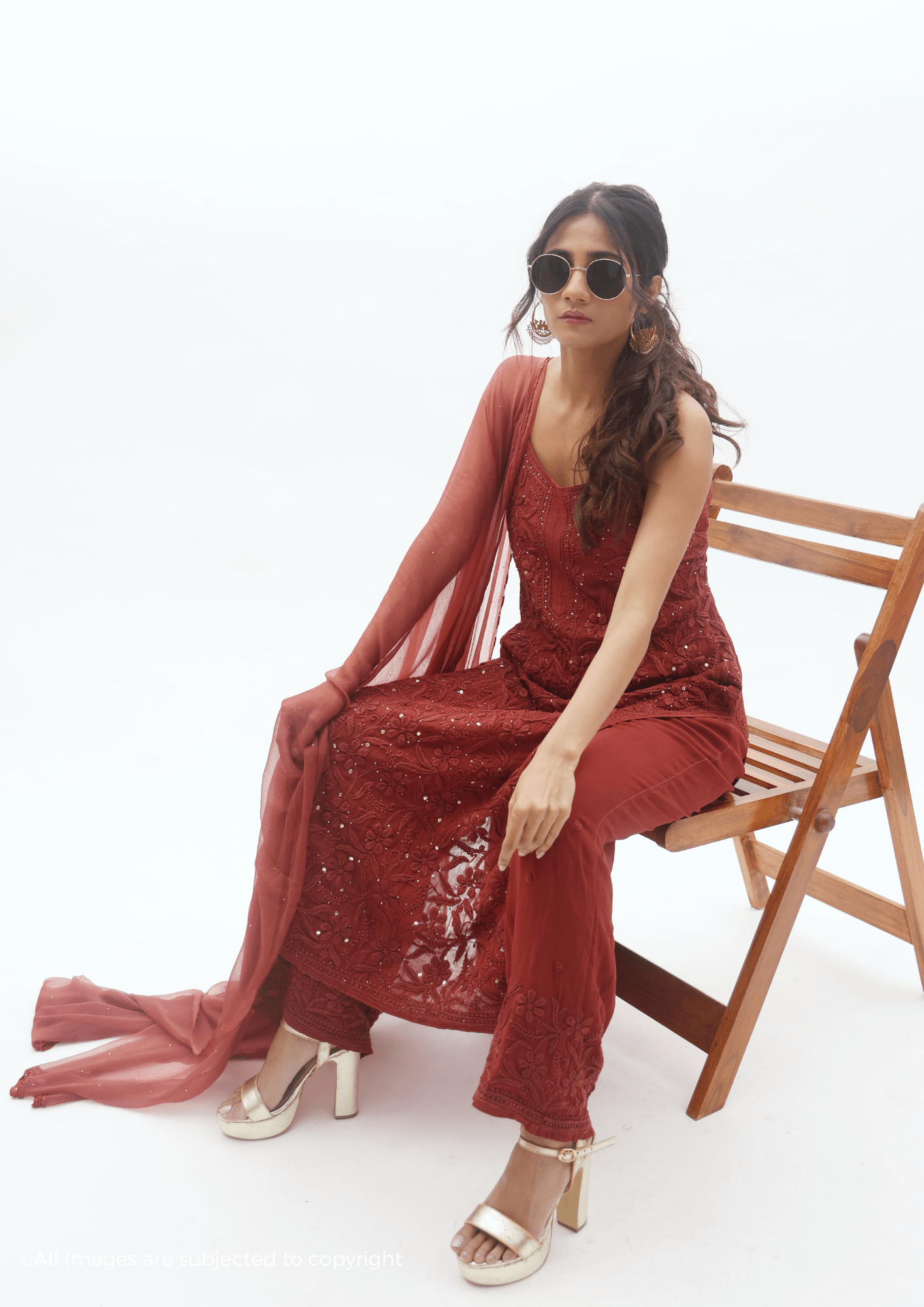 Diva Chikankari Mukaish Noodle Strap Suit Set