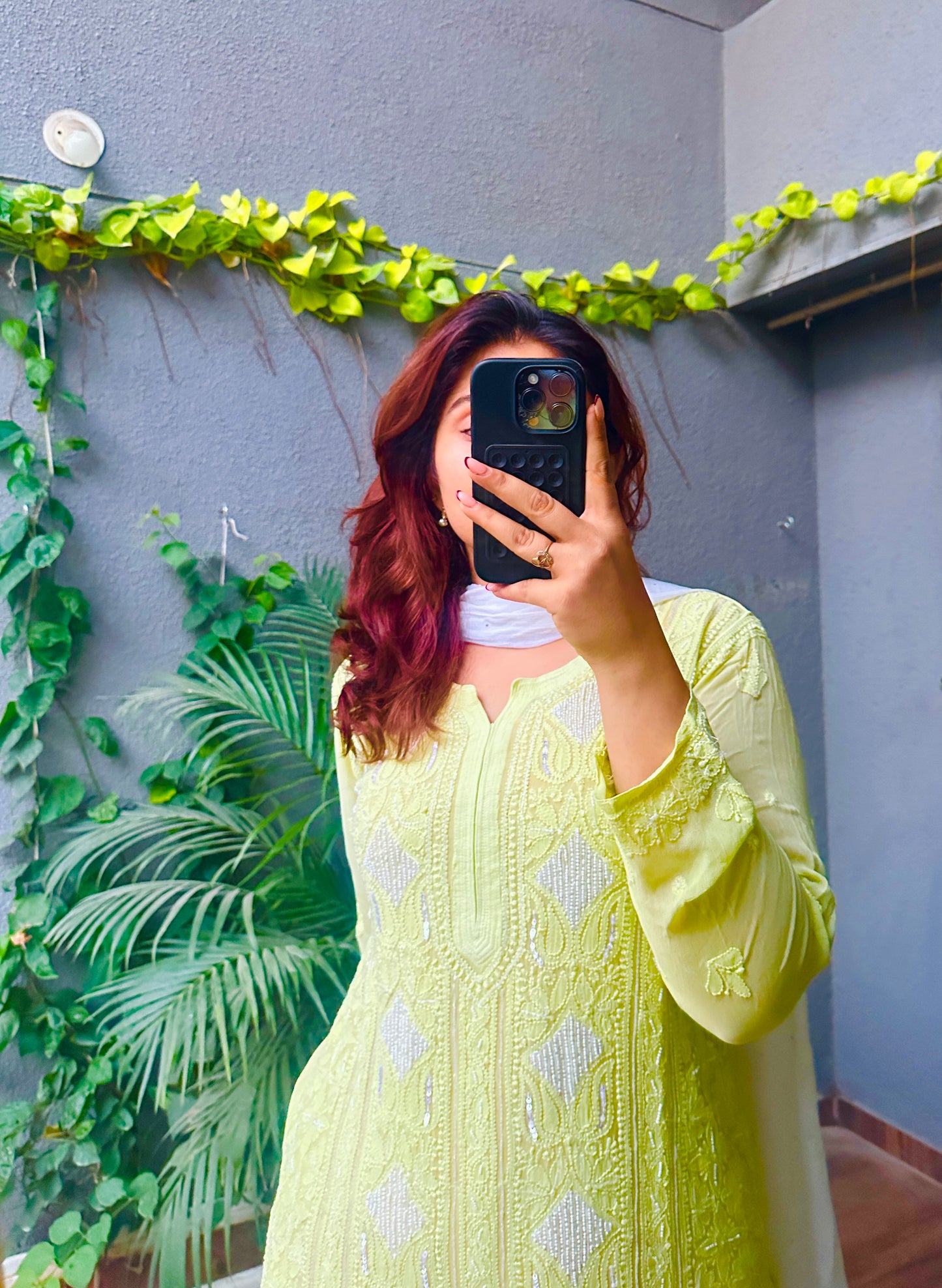 Viral Pearl & Cutdana Chikankari Kurti - Light Green