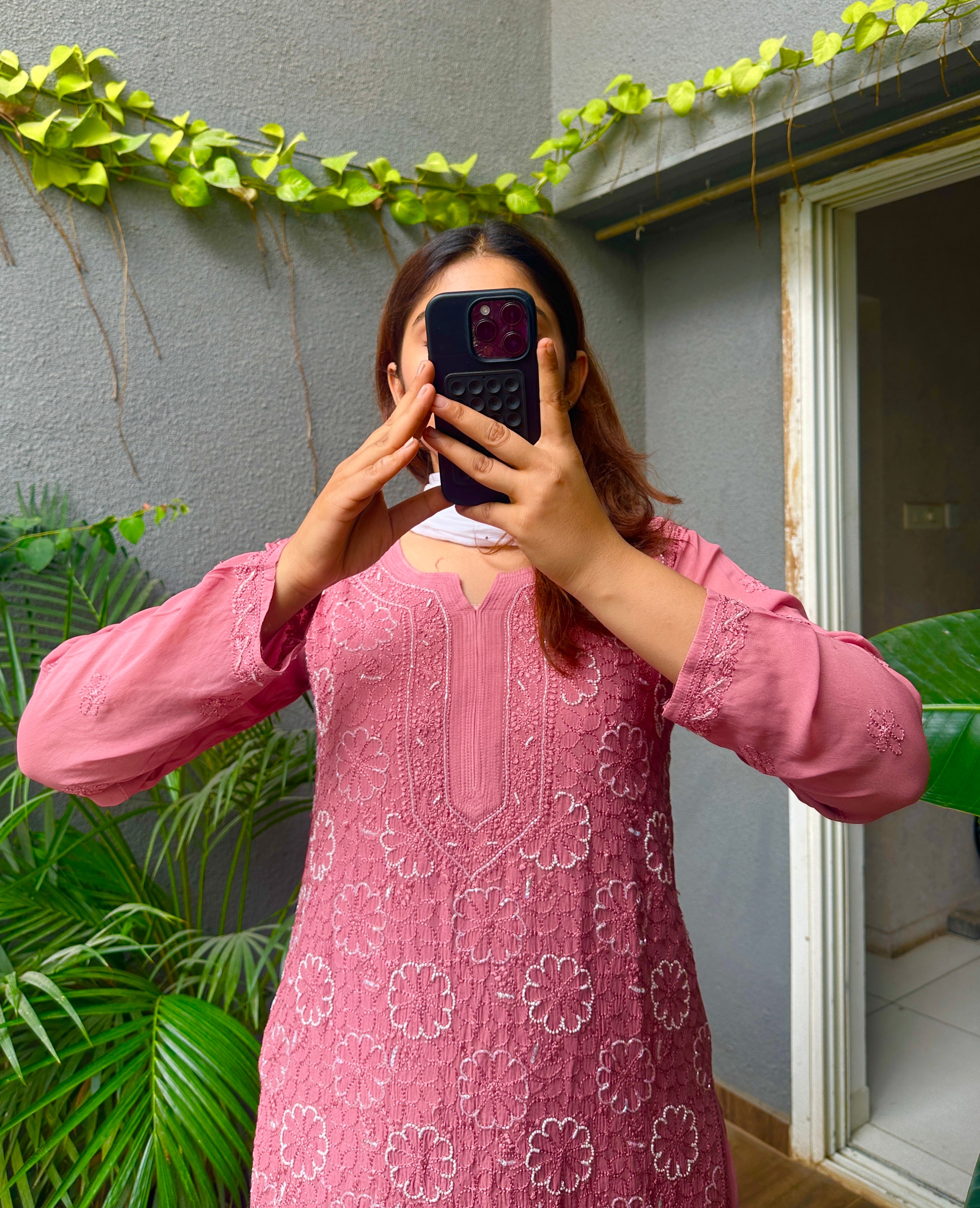 Viral Pearl & Cutdana Chikankari Kurta - Pinkish Brown