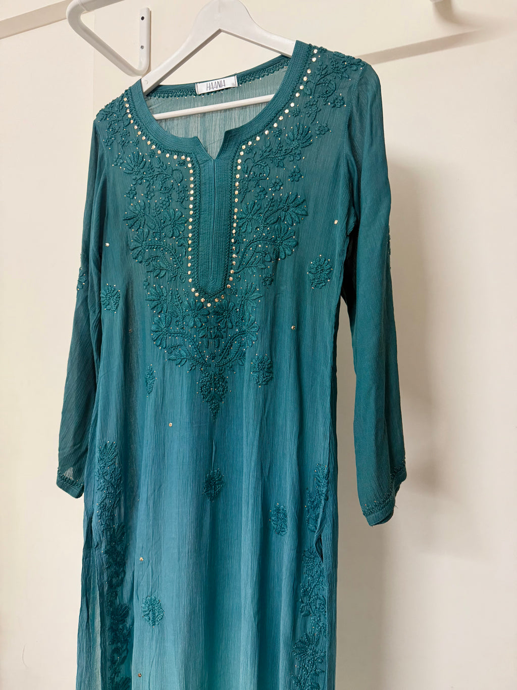Pure chiffon Mukaish embellished kurta