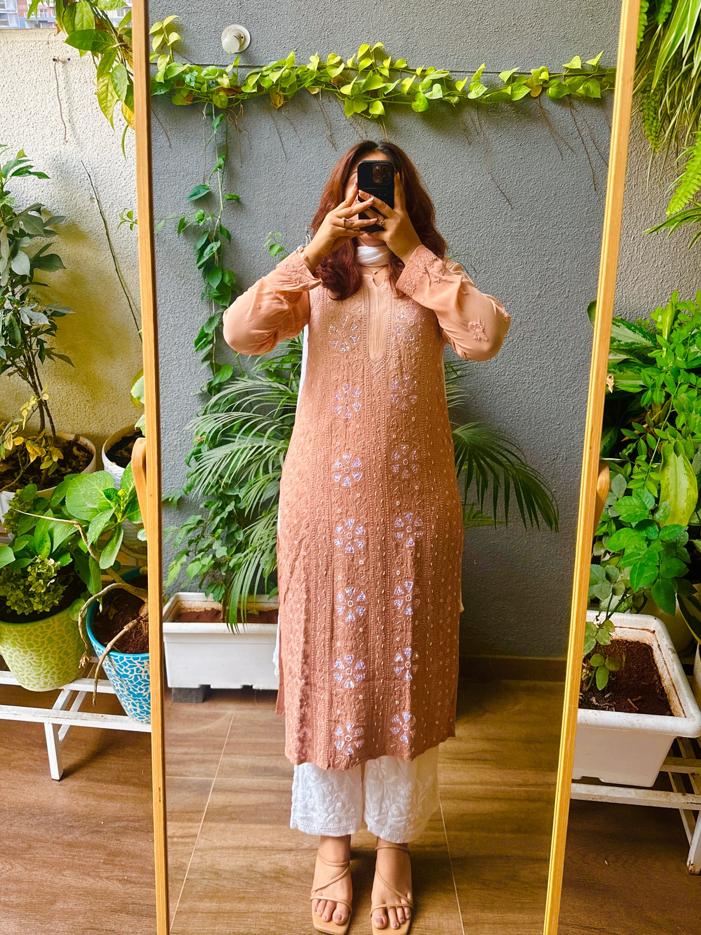Viral Pearl & Cutdana Chikankari Kirti - Ombré Brown