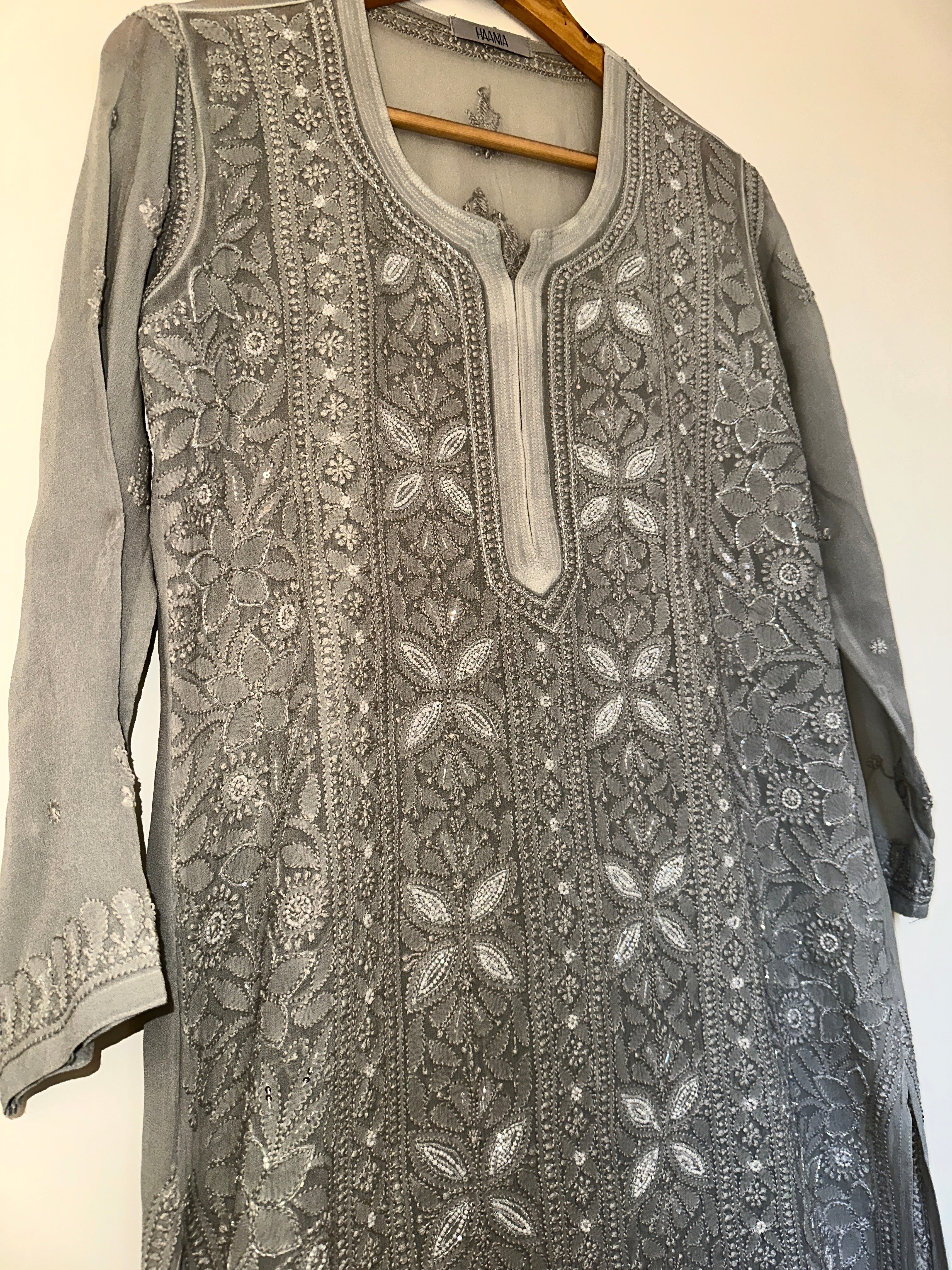 Our Viral Pearl & Cutdana Chikankari kurta - Grey
